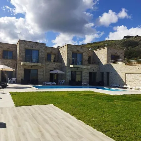 Villa Stylianos Retreat *